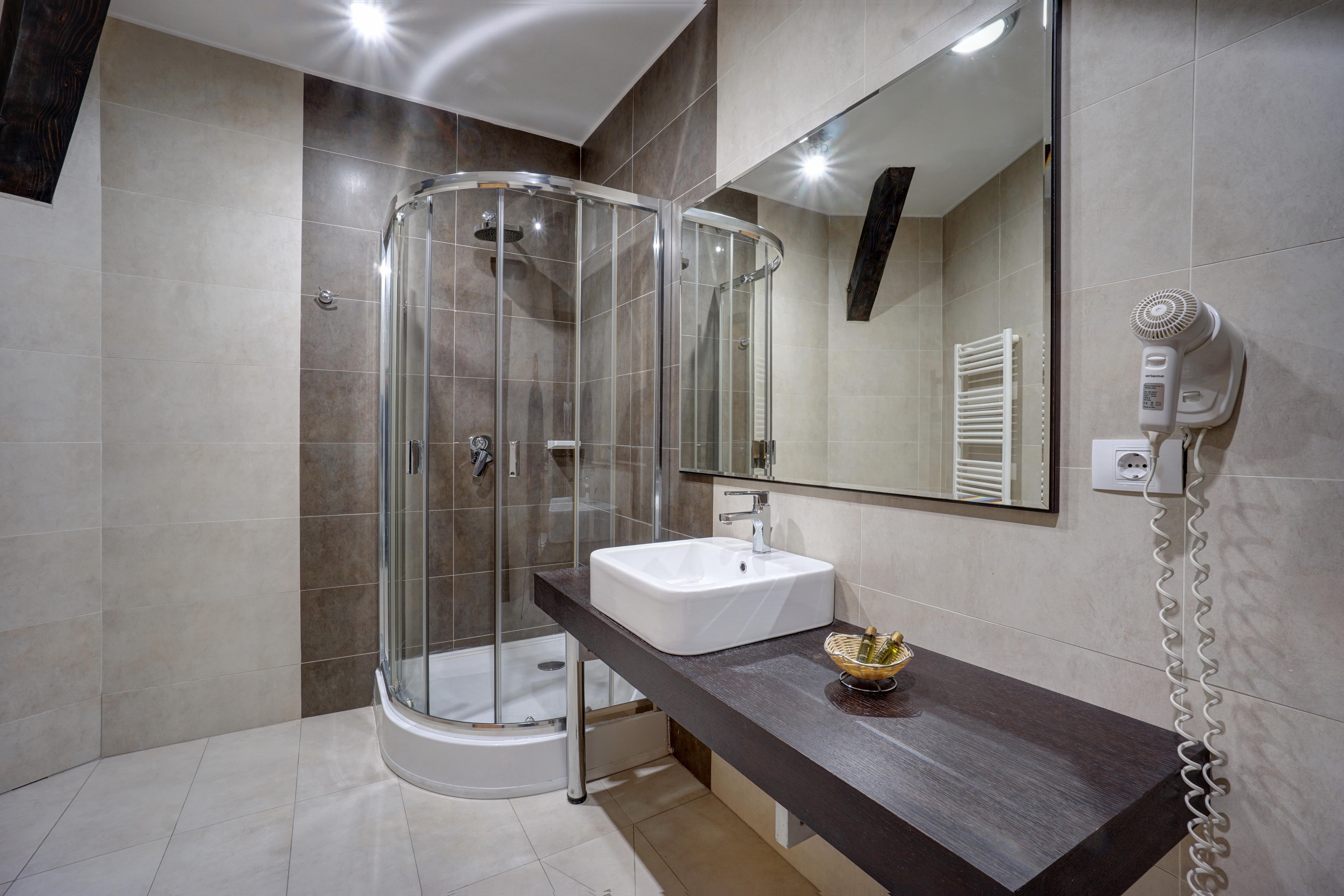 Hotel Ave Lux Сэчеле Экстерьер фото